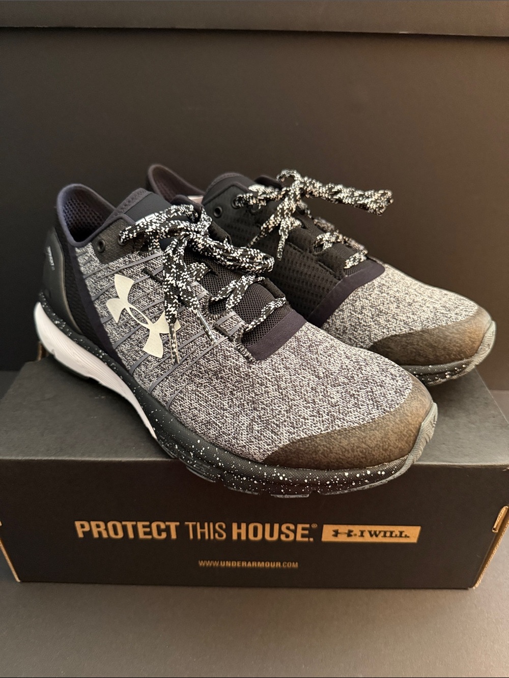 Under Armour - Bandit 2 Men’s Black & Gray Knit Athletic Shoes